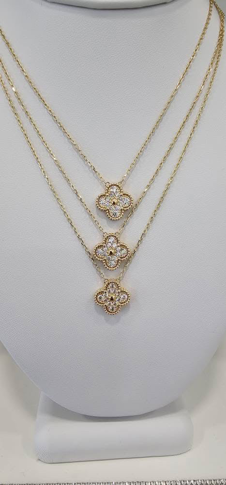 Clover zirconia necklace 14kt gold