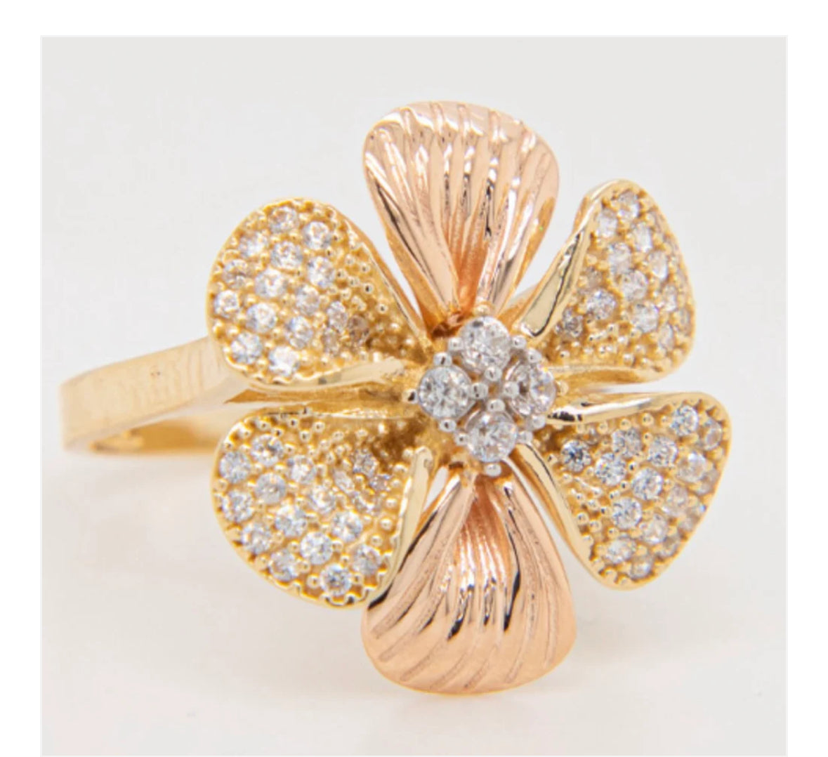 Flower Cz Rose and yellow gold ring